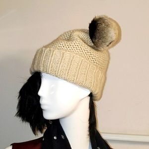 Vera Wang Knit Hat